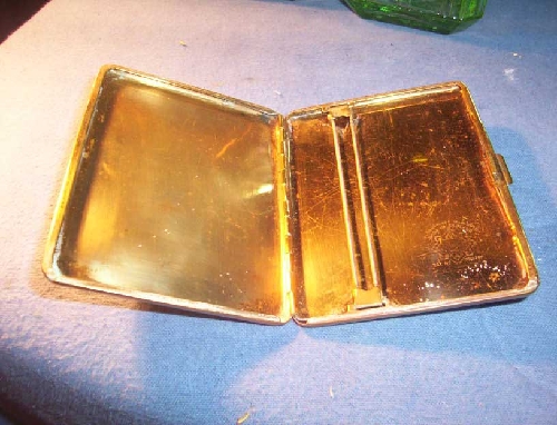 photo-005goldcigcase_0.jpg
