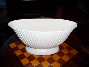 devon trough vase_0.jpg